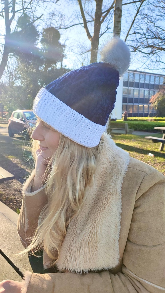 Bonnet Lidia Origine